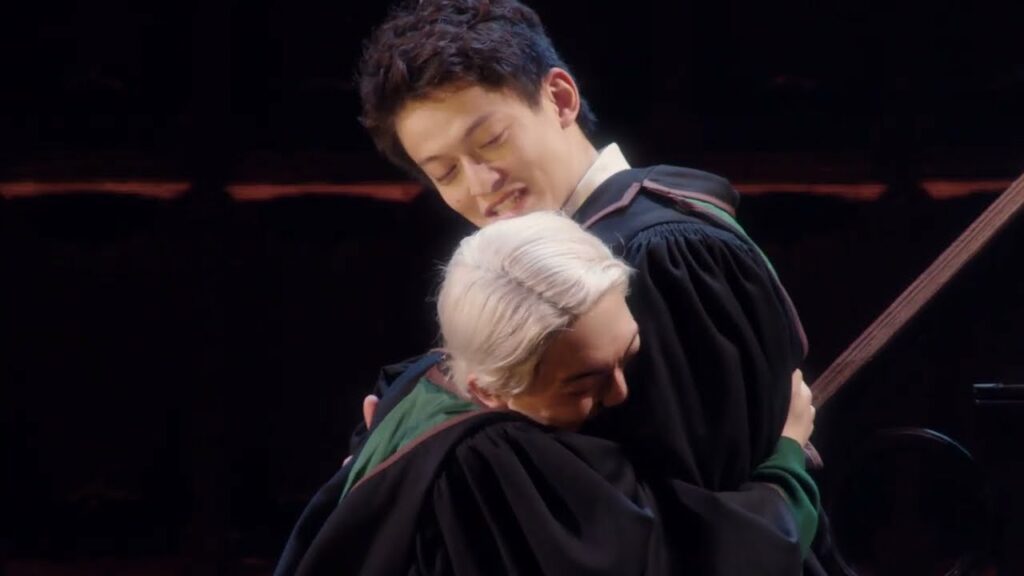 舞台『ハリー・ポッターと呪いの子』公式プロモーションビデオ